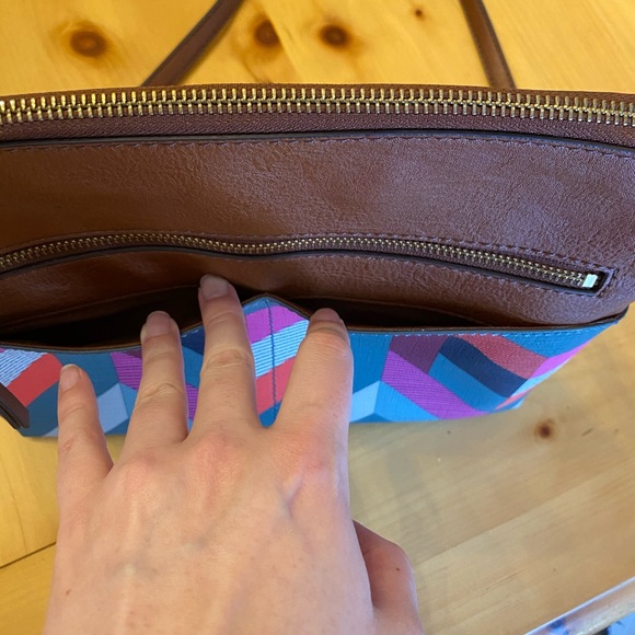 Fossil Crossbody - Picture 3 of 6